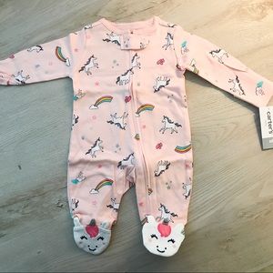 Bundle of 2 never worn newborn onsies!